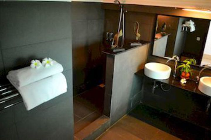 Room 7 of 29