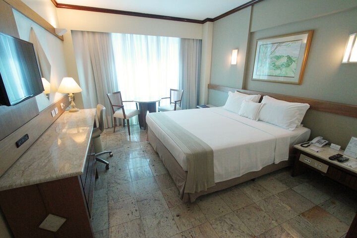 Room 13 of 165