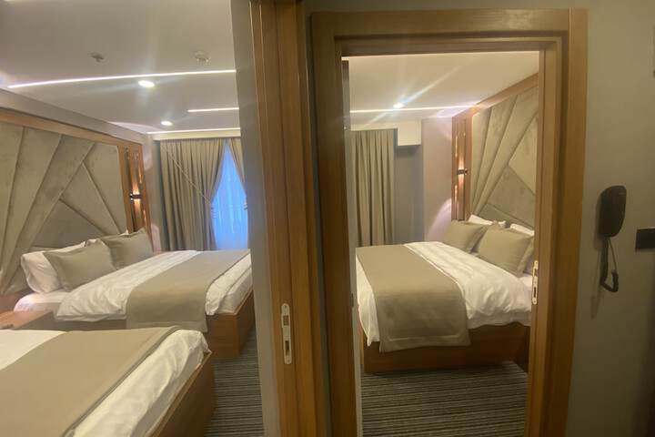 Room 10 of 22
