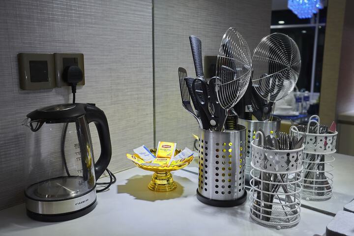 Breakfast/Coffee Service 15 of 25