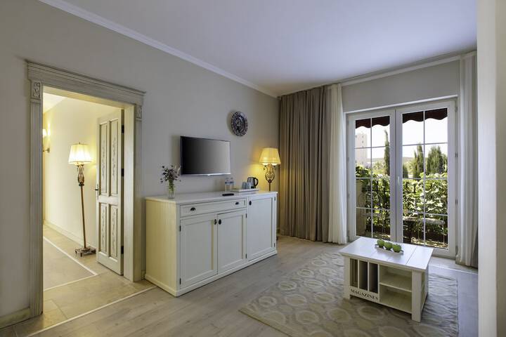 Room 19 of 62