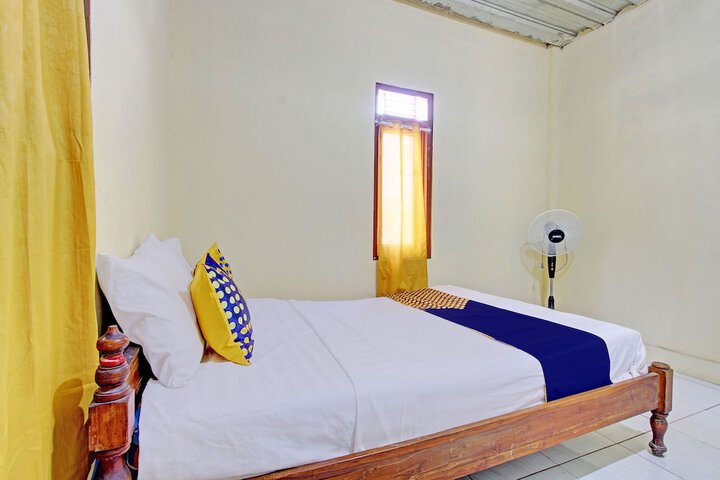 Room 12 of 26