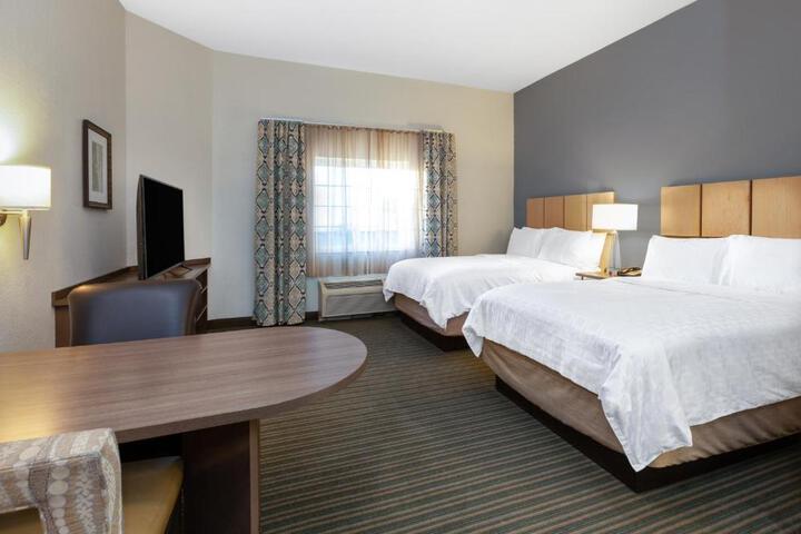 1 Queen Bed Studio Suite (22 of 22)