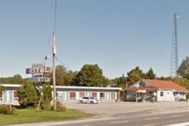 Cardinal Motel