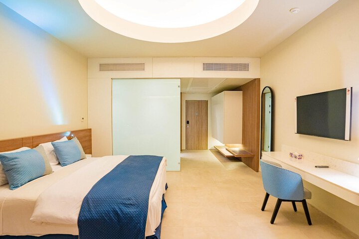 Room 29 of 163