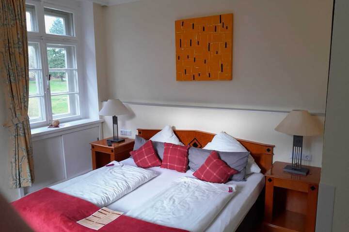 Room 10 of 43