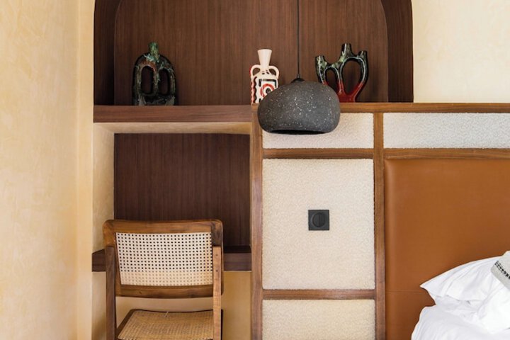 Room 5 of 23