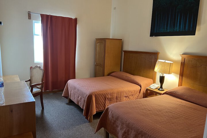 Room 23 of 46
