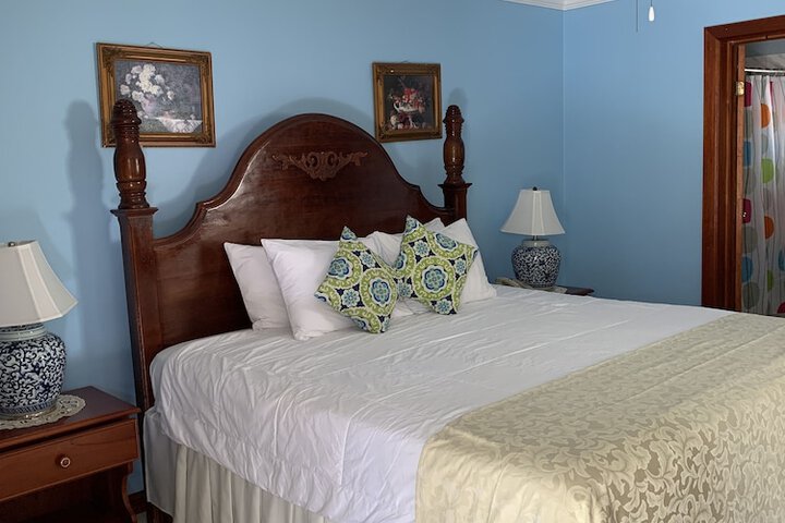 Room 44 of 162