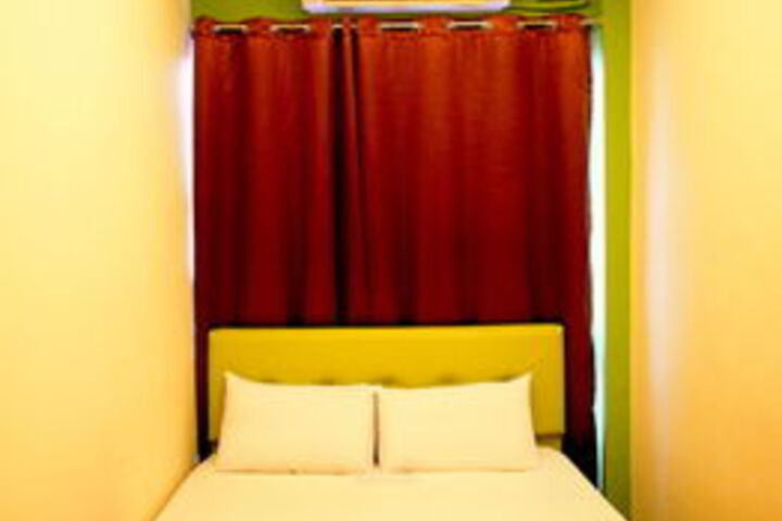 Room 11 of 26