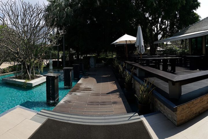 Hotel 63 of 64