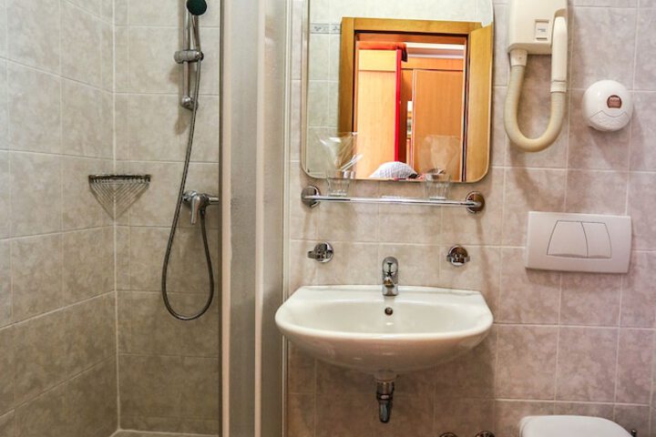 Bath Photo