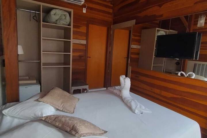 Room 5 of 21