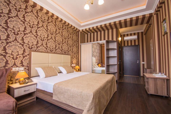 Room 19 of 67