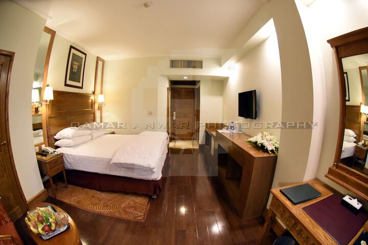 Room 14 of 53