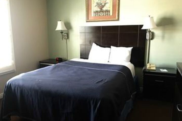 Room 18 of 64