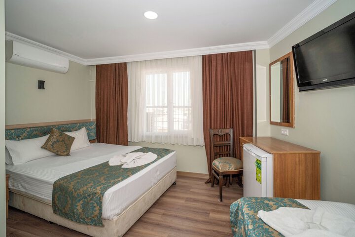 Room 56 of 90