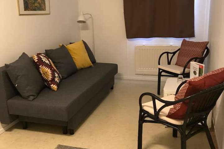 Room 32 of 62