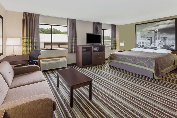 1 King Bed (13 of 16)