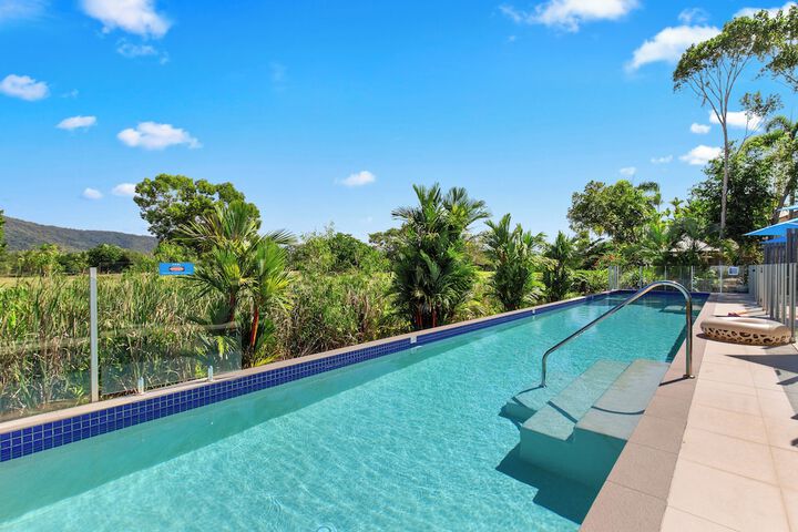 Pool 126 of 135
