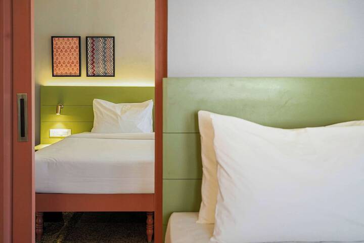 Room 27 of 56