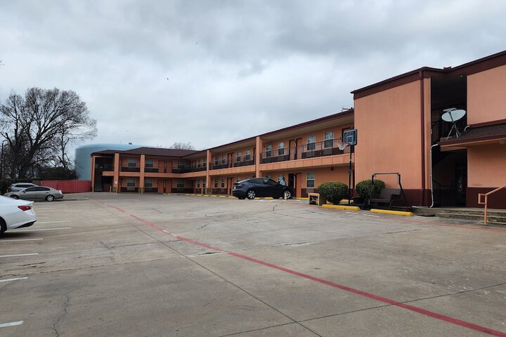 Property Grounds 31 of 32