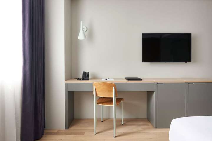 Room amenity