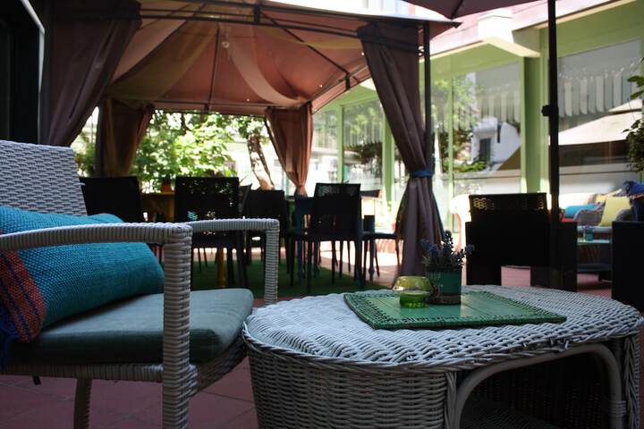 Terrace/Patio 8 of 31