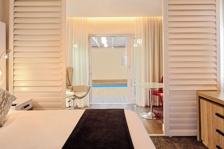 Room 25 of 137