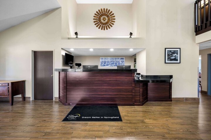 Hotel Interior 5 of 36