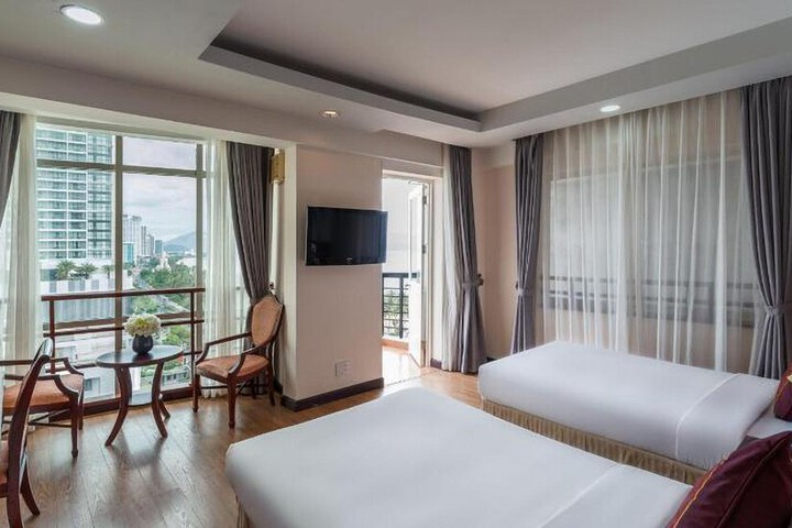 Room 18 of 50