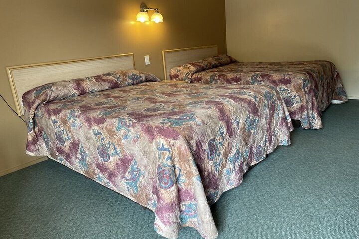 Room 9 of 31