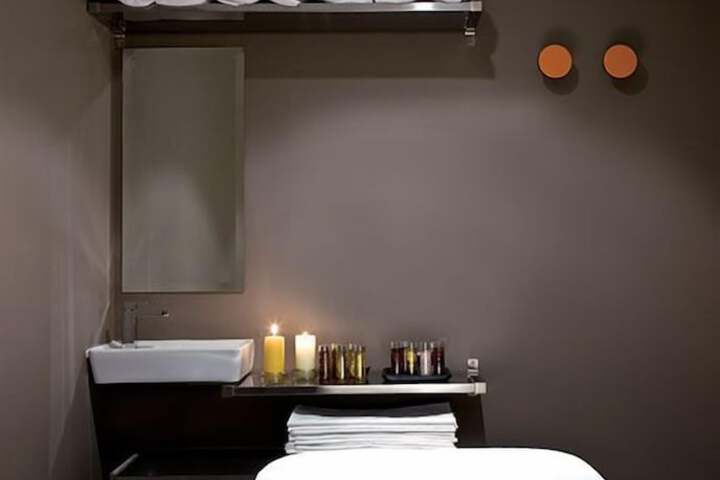 Room 39 of 53