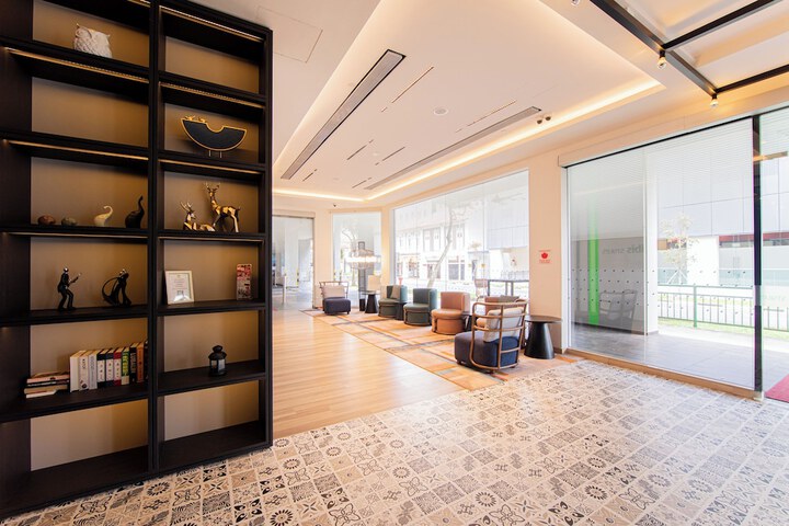 Lobby Photos