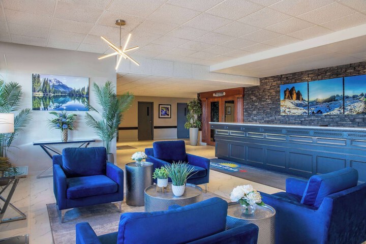 Hotel Interior 2 of 81