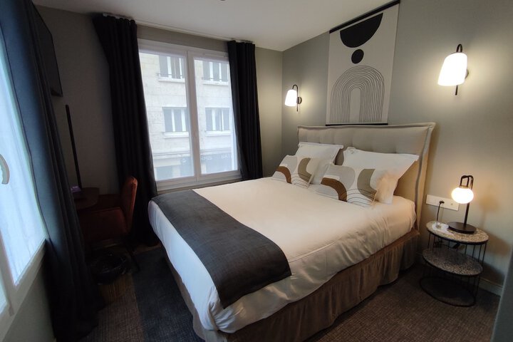 Room 8 of 58