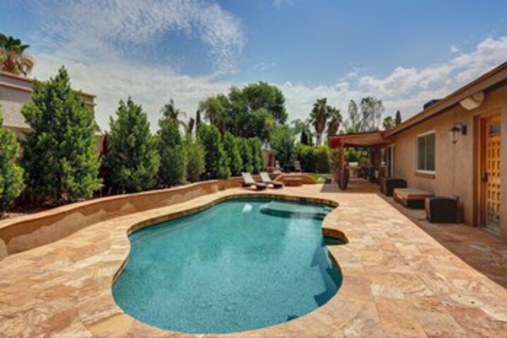 Pool 22 of 38