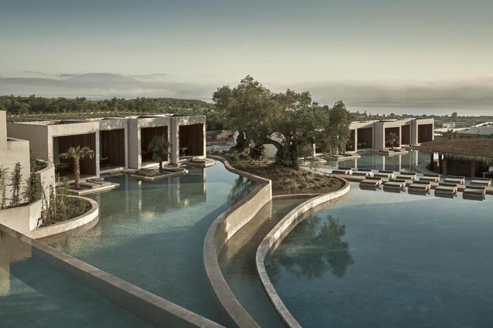 Pool 38 of 46