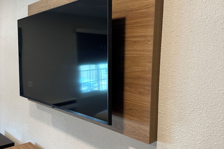 Room 6 of 40