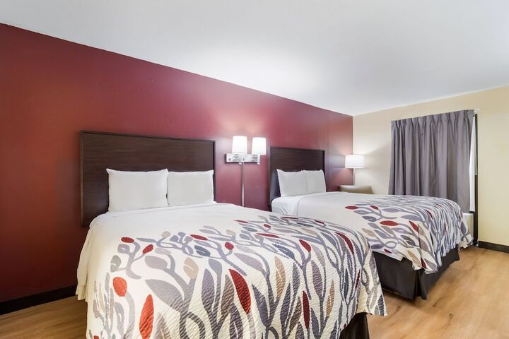 Deluxe 2 Double Beds (2 of 3)
