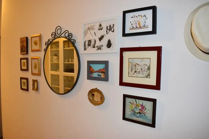 Room 11 of 20