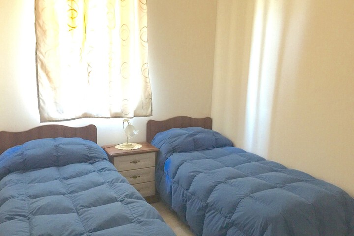 Room 26 of 240