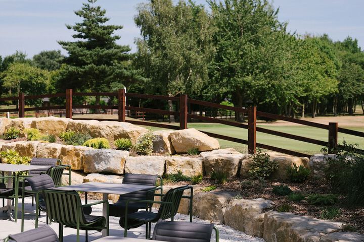 Terrace/Patio 22 of 23