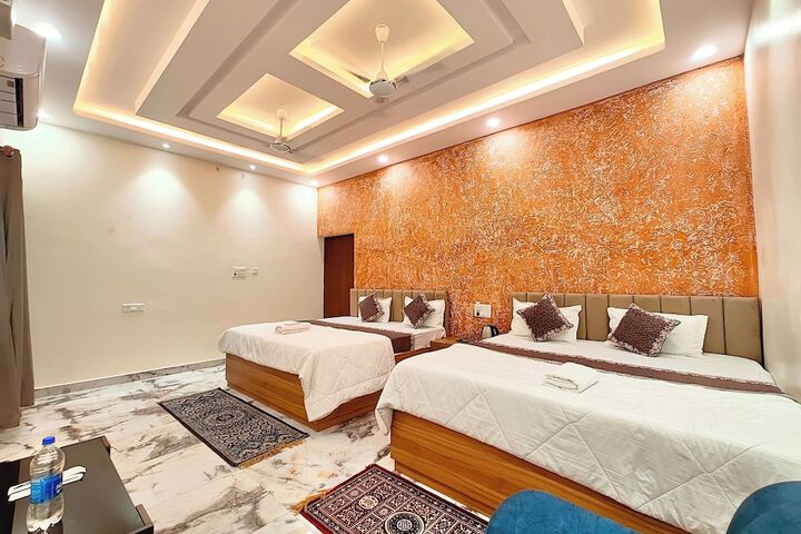 Room 21 of 26