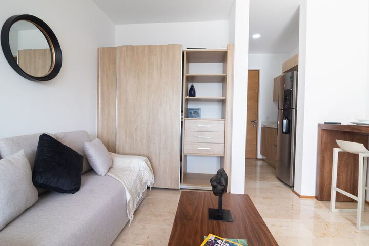 Room 3 of 6