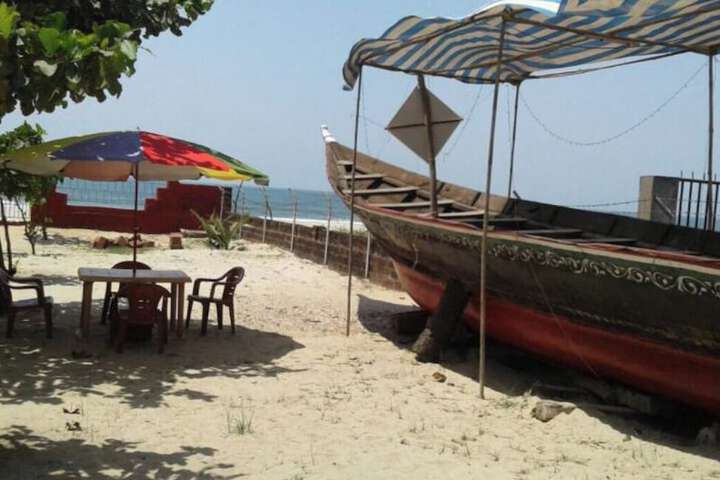 Beach 9 of 14