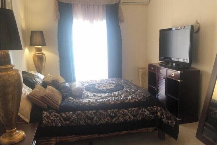 Room 5 of 21