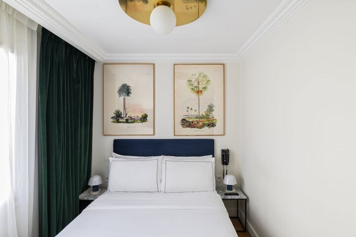 Room 21 of 40