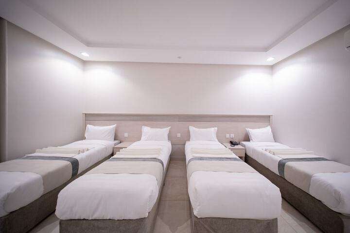 Room 46 of 64