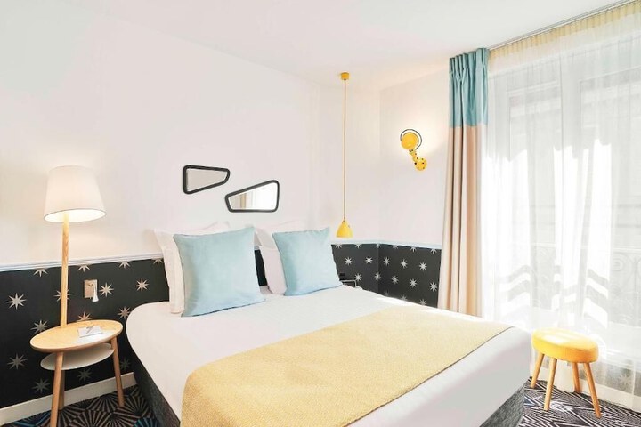 Room 30 of 54